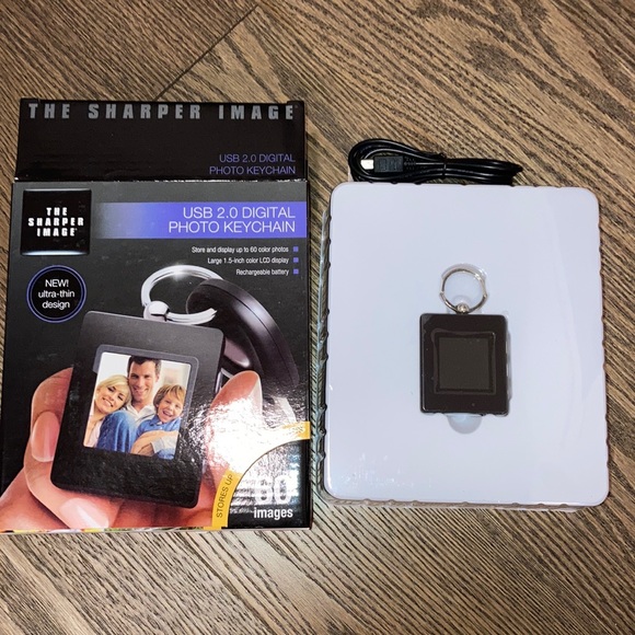 Photo keychain. NIB. - Picture 1 of 2